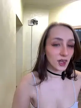 LuxBrunette  online show from 04/04/26, 05:16