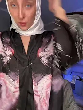 LuxBrunette  online show from 06/29/26, 10:15