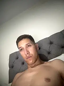 martasantiheter online show from 12/22/25, 04:42