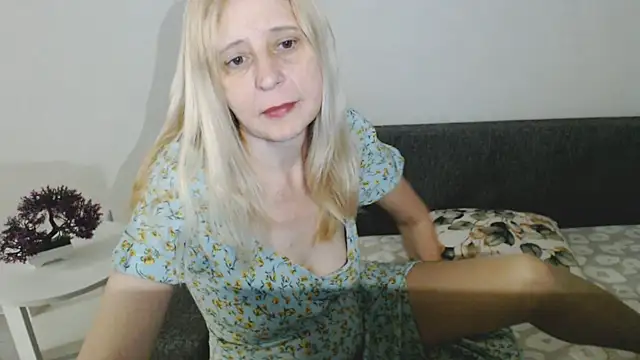 MiLenaMilf online show from 03/21/25, 03:33