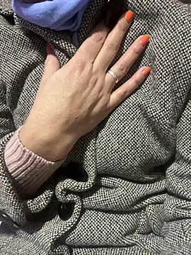 Snapshot of SexyMamiVee chatting on 01/13/26, 09:36 SexyMamiVee online show from 01/13/26, 09:36