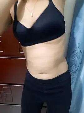 Snapshot of Muniyaislam chatting on 02/25/26, 03:32 Muniyaislam online show from 02/25/26, 03:32