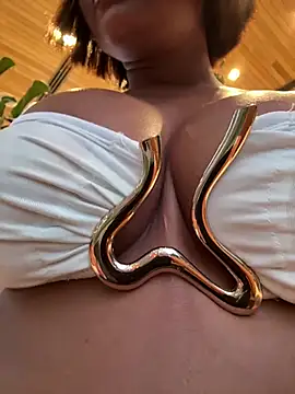 Irina Velvett online show from 02/19/26, 11:01