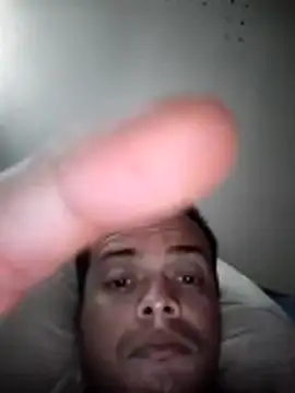 Snapshot of soytorres92 chatting on 02/12/26, 11:11 soytorres92 online show from 02/12/26, 11:11