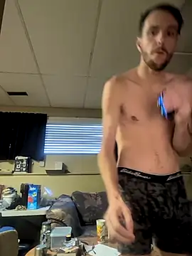 HungGuy1999 online show from 12/22/25, 08:28