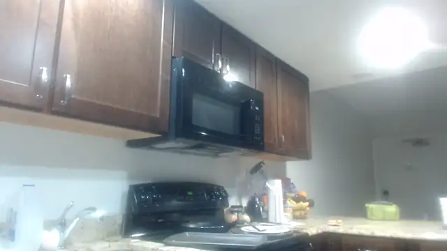 Snapshot of mspatience chatting on 03/15/26, 01:28 mspatience online show from 03/15/26, 01:28