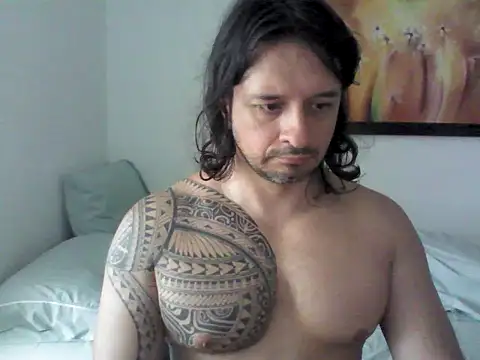 Snapshot of gonzzohunterr chatting on 02/13/26, 07:54 gonzzohunterr online show from 02/13/26, 07:54