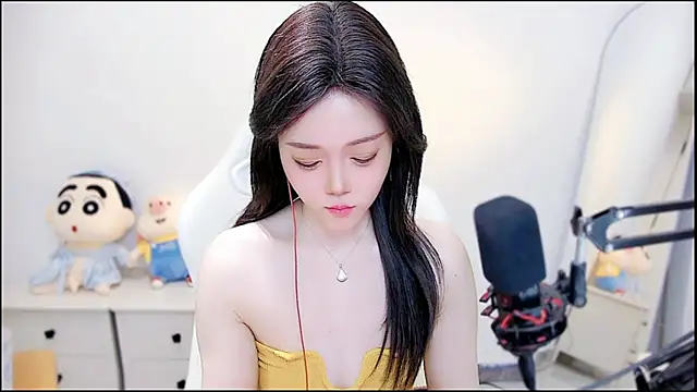 Snapshot of Cindy-dd chatting on 03/05/26, 09:49 Cindy-dd online show from 03/05/26, 09:49