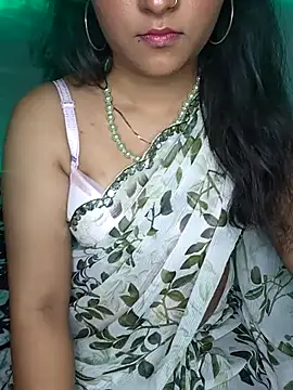 Snapshot of Saumyy chatting on 03/03/26, 04:57 Saumyy online show from 03/03/26, 04:57