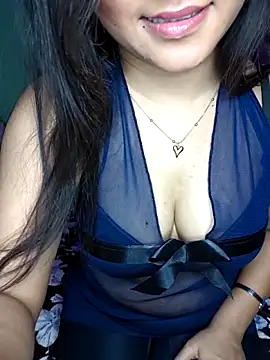 Snapshot of Saumyy chatting on 03/12/26, 04:57 Saumyy online show from 03/12/26, 04:57