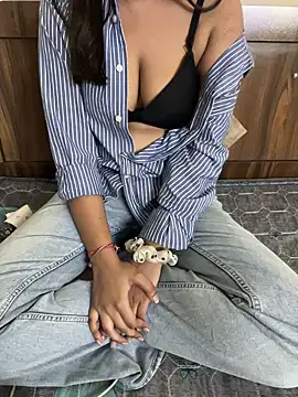 Snapshot of geetanjali_singh chatting on 04/07/26, 06:41 geetanjali singh online show from 04/07/26, 06:41