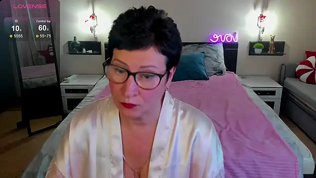 JennyMons online show from 06/06/26, 07:57