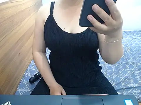 Coffee Milktea online show from 06/08/26, 04:02