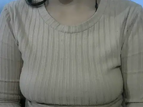 Snapshot of hot-riyyaaa chatting on 01/10/26, 07:48 hot-riyyaaa online show from 01/10/26, 07:48