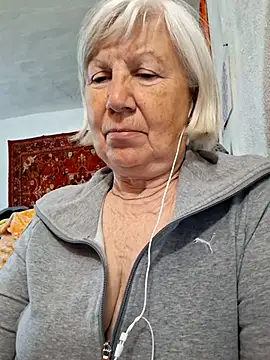 KlaudiaDarling online show from 05/11/26, 08:09