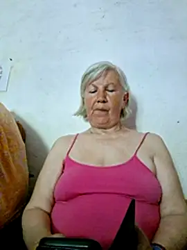 KlaudiaDarling online show from 06/05/26, 07:58
