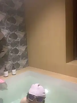 Snapshot of Qidandan778 chatting on 02/23/26, 02:14 Qidandan778 online show from 02/23/26, 02:14