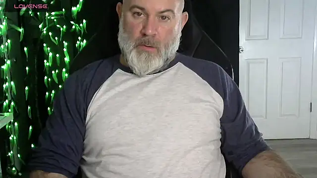 Snapshot of XJJ77x chatting on 02/10/26, 02:15 XJJ77x online show from 02/10/26, 02:15