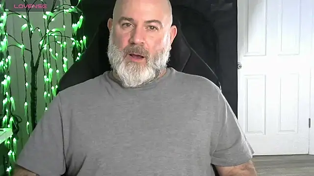 Snapshot of XJJ77x chatting on 02/17/26, 01:13 XJJ77x online show from 02/17/26, 01:13