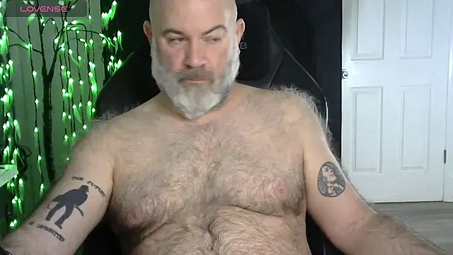 Snapshot of XJJ77x chatting on 02/18/26, 06:42 XJJ77x online show from 02/18/26, 06:42