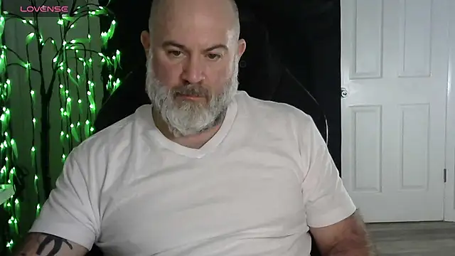 Snapshot of XJJ77x chatting on 02/22/26, 04:24 XJJ77x online show from 02/22/26, 04:24