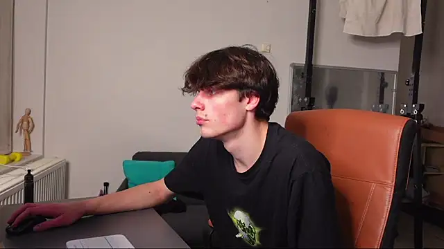 Snapshot of Daniel_Shawnn chatting on 01/13/26, 05:29 Daniel Shawnn online show from 01/13/26, 05:29