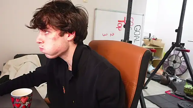 Snapshot of Daniel_Shawnn chatting on 01/14/26, 07:30 Daniel Shawnn online show from 01/14/26, 07:30