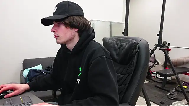 Snapshot of Daniel_Shawnn chatting on 03/06/26, 08:05 Daniel Shawnn online show from 03/06/26, 08:05