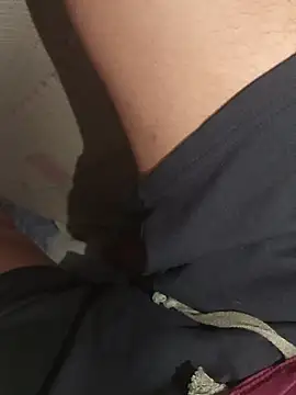 Snapshot of Fuckboyhassan chatting on 03/05/26, 06:26 Fuckboyhassan online show from 03/05/26, 06:26