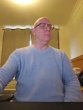 Snapshot of Nudist_Aussie_Daddy chatting on 07/01/26, 01:40 Nudist Aussie Daddy online show from 07/01/26, 01:40