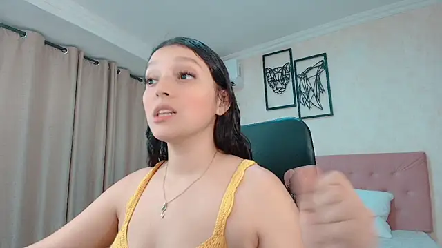 littlemolly walcott online show from 05/02/26, 10:15