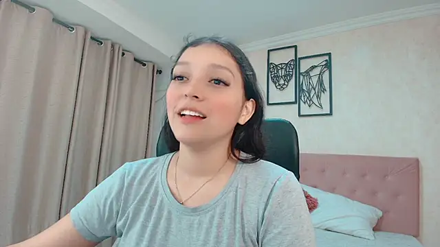 littlemolly walcott online show from 05/12/26, 01:25