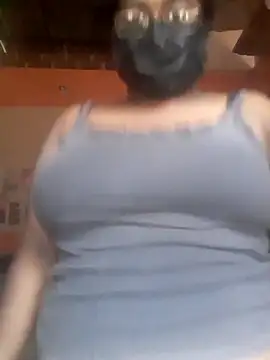 Snapshot of fingerbit07 chatting on 02/11/26, 07:02 fingerbit07 online show from 02/11/26, 07:02