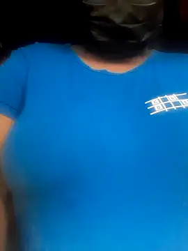 Snapshot of fingerbit07 chatting on 02/13/26, 06:42 fingerbit07 online show from 02/13/26, 06:42