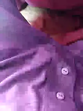 Snapshot of TrebleShebeen chatting on 01/07/26, 09:50 TrebleShebeen online show from 01/07/26, 09:50