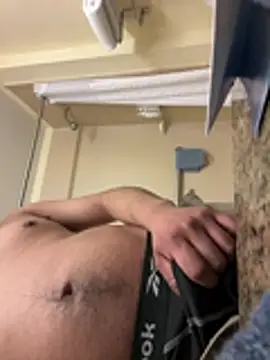 Snapshot of elpapigrande12 chatting on 01/15/26, 06:51 elpapigrande12 online show from 01/15/26, 06:51