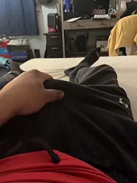 Snapshot of elpapigrande12 chatting on 02/09/26, 01:31 elpapigrande12 online show from 02/09/26, 01:31