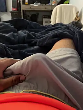 Snapshot of elpapigrande12 chatting on 02/12/26, 05:02 elpapigrande12 online show from 02/12/26, 05:02