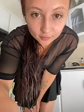 Scarlet auraa online show from 07/29/26, 04:16