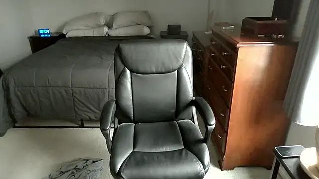 Snapshot of MatureSexy1700 chatting on 01/07/26, 03:03 MatureSexy1700 online show from 01/07/26, 03:03