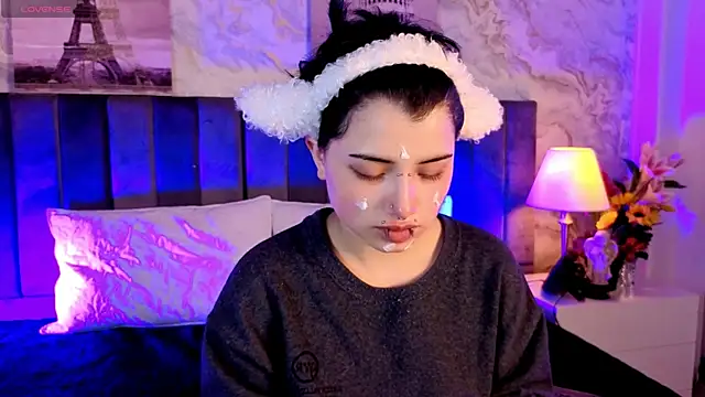 Sienna Desiree online show from 05/04/26, 01:29