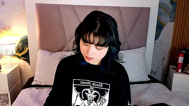 Sienna Desiree online show from 06/24/26, 12:37