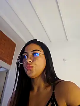 Snapshot of Daphne_Grayy chatting on 02/24/26, 03:10 Daphne Grayy online show from 02/24/26, 03:10