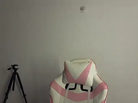 Snapshot of Daphne_Grayy chatting on 03/23/26, 12:09 Daphne Grayy online show from 03/23/26, 12:09