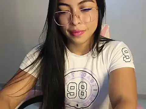 Snapshot of Daphne_Grayy chatting on 03/26/26, 12:28 Daphne Grayy online show from 03/26/26, 12:28