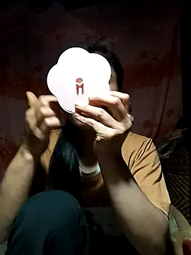 Hiniyk2 online show from 05/02/26, 08:52