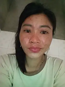 Snapshot of Hiniyk2 chatting on 07/05/26, 10:50 Hiniyk2 online show from 07/05/26, 10:50