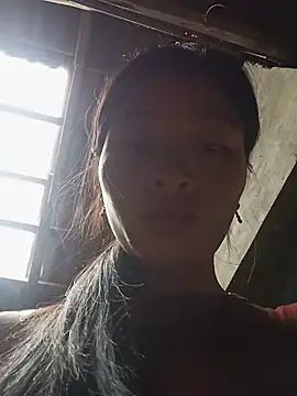 Snapshot of Hiniyk2 chatting on 07/07/26, 11:53 Hiniyk2 online show from 07/07/26, 11:53