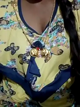 Snapshot of ramya_sri chatting on 02/01/26, 06:45 ramya sri online show from 02/01/26, 06:45