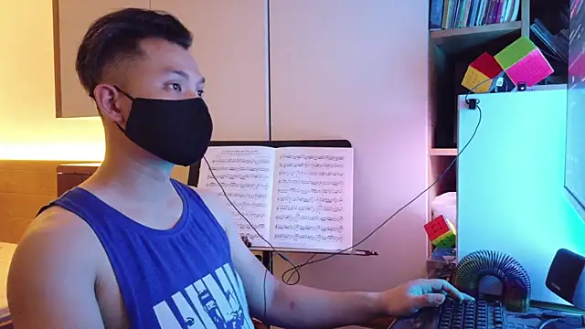 OnlyHand9x online show from 05/10/26, 04:01